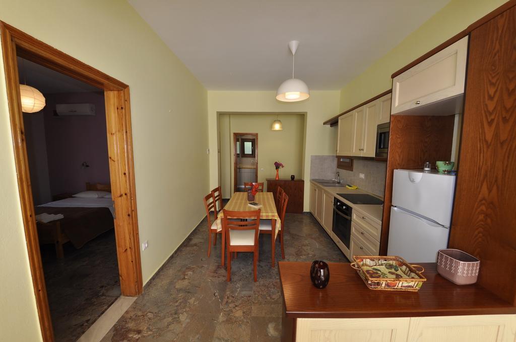 Magdalini Apartments Afión Eksteriør bilde