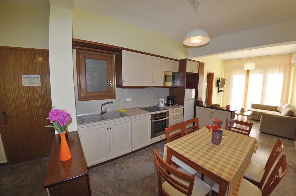 Magdalini Apartments Afión Eksteriør bilde